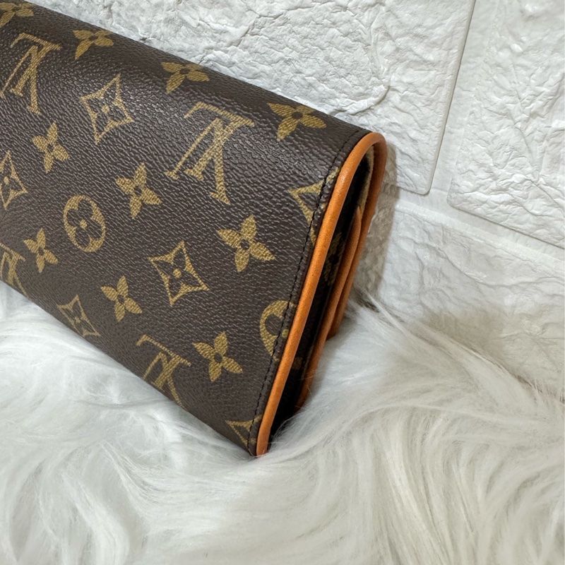 LOUIS VUITTON LV M51852 RiE 肩背 小包-10