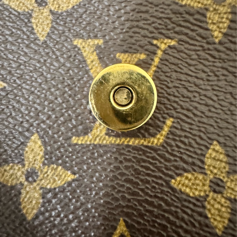 LOUIS VUITTON LV M51852 RiE 肩背 小包-13