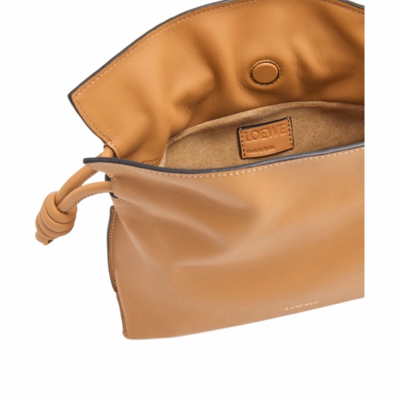 Loewe 女士 迷你Flamenco clutch抽繩單肩包均碼碼23.9cm*9cm*18cm-3