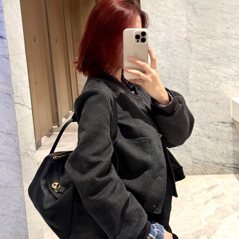 HERMES Lindy 26 - 黑金 B-11