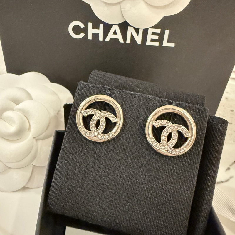 Chanel香奈兒圓形鏤空淡金色耳環 耳針-1