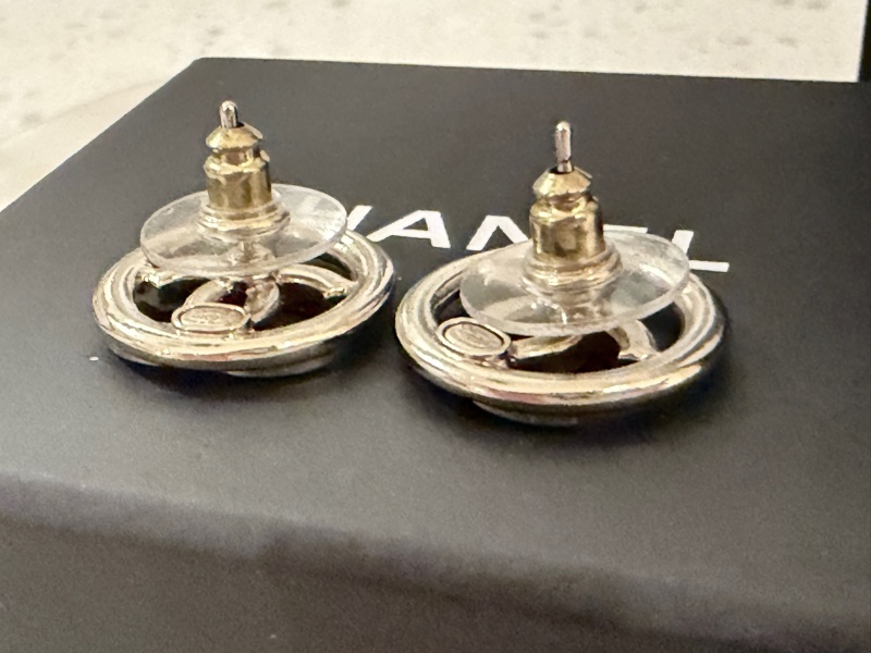 Chanel香奈兒圓形鏤空淡金色耳環 耳針-4