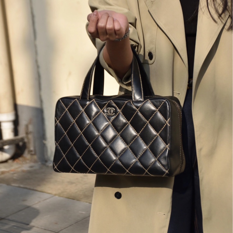 ✨Chanel 牛皮黑銀 波士頓保齡球 太好看 性價比超高😎-0