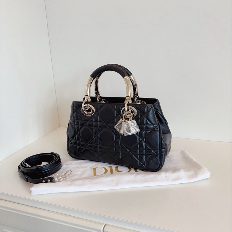 ✨Dior 黑金95.22bag 中號 Jisoo同款 99新🖤-8