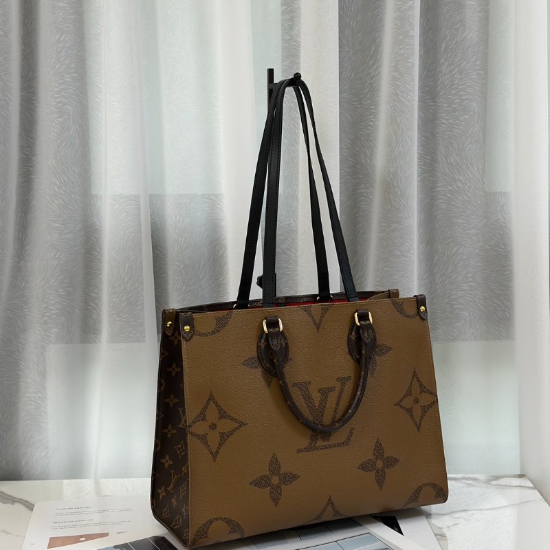 LOUIS VUITTON On the go - MM-2
