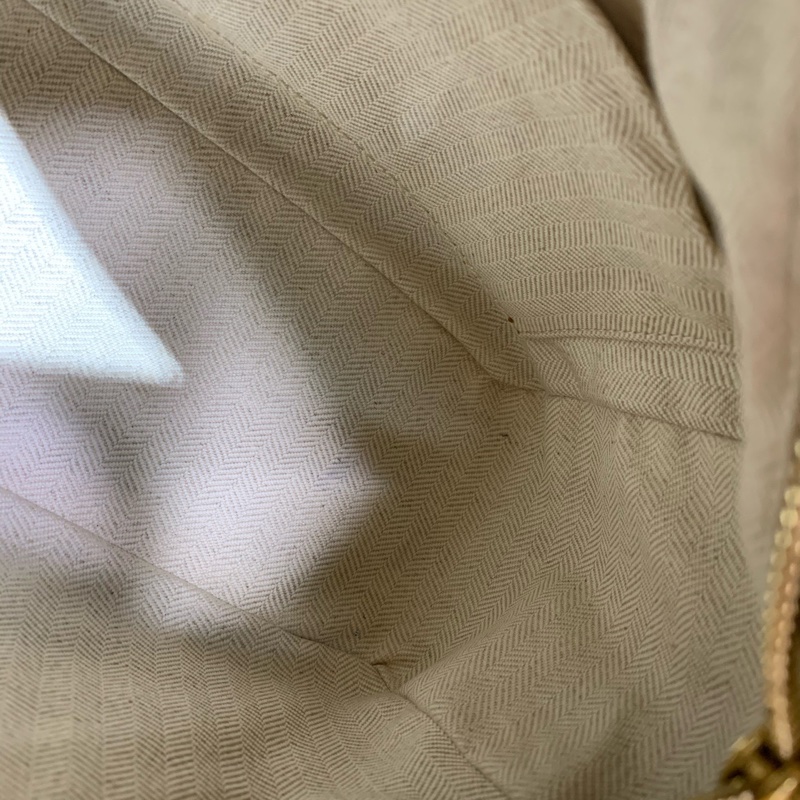 98新Loewe 羅意威 Puzzle 白拼黃 低長24 手提單肩斜挎包-3