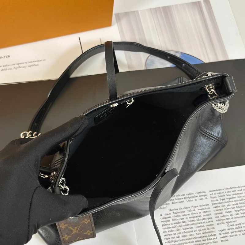 LOUIS VUITTON CarryAll BB - 黑-6