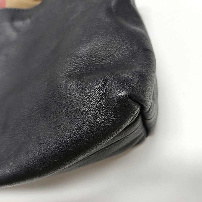 BURBERRY黑色牛皮單肩包斜挎包金色五金可拆卸肩帶-11