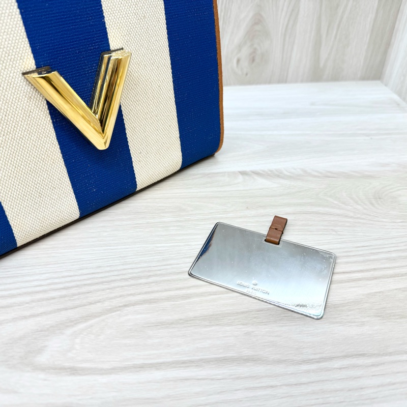 LV藍白帆布拚棕牛皮TwistMM側背包M57659-10