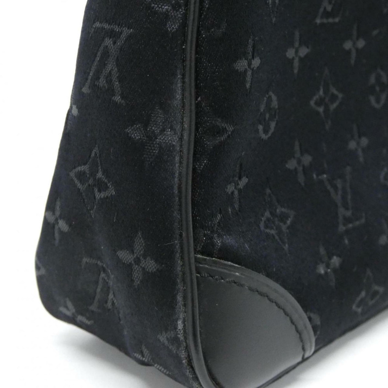 路易威登 Monogram Satin Little Boulogne 單肩包 M92142-2