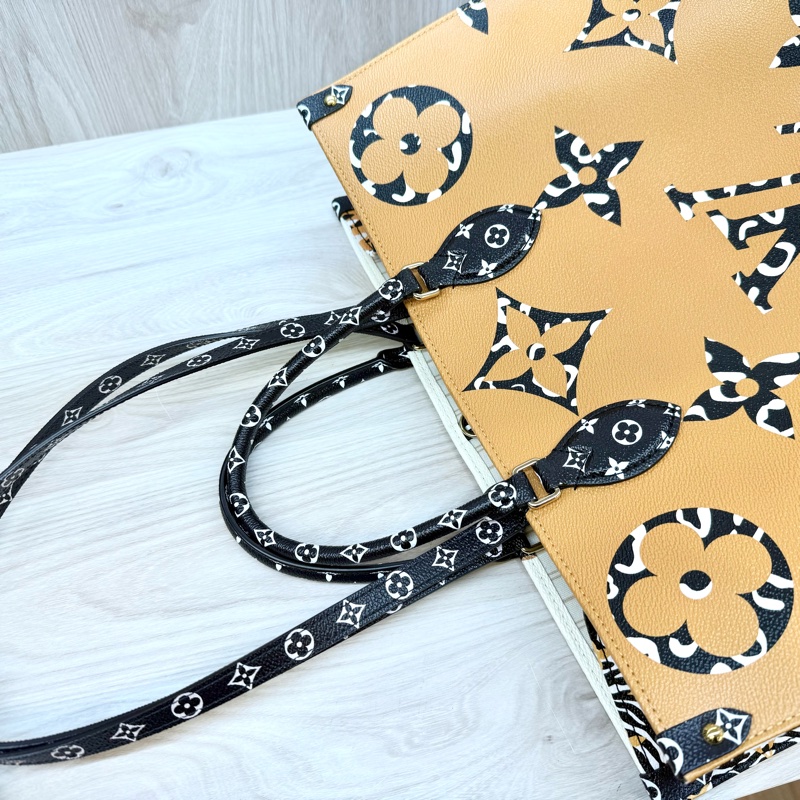 LV撞色叢林系列OntheGo GM手提托特包 M44675-5