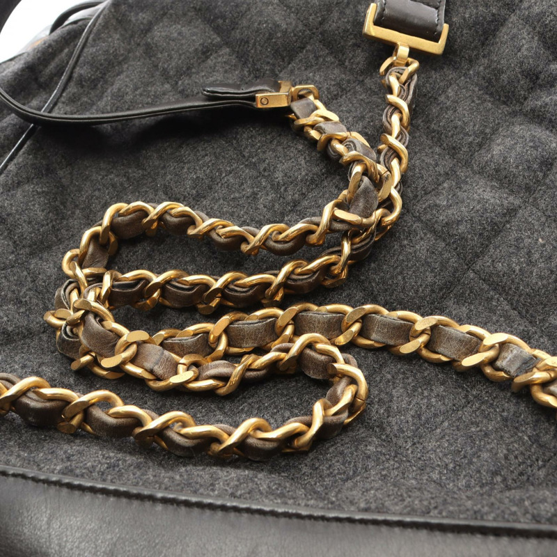 香奈兒雙肩包，羊皮材質，灰色/黑色，二手女款-6