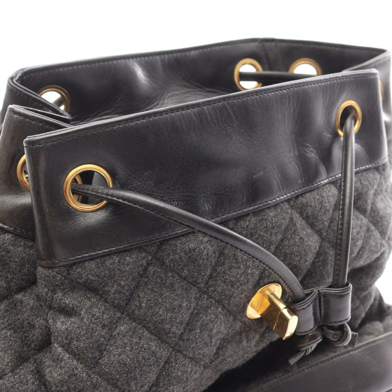 香奈兒雙肩包，羊皮材質，灰色/黑色，二手女款-14