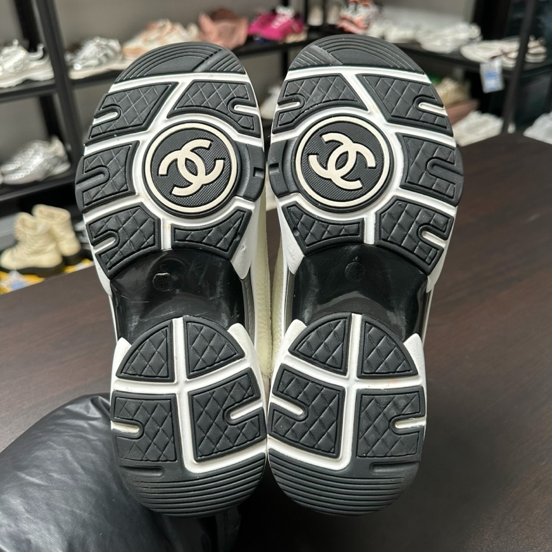 Chanel香奈兒黑白熊貓運動鞋 size：36.5碼-7