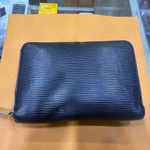 二手 Louis Vuitton 水波紋皮革拉鏈長夾
