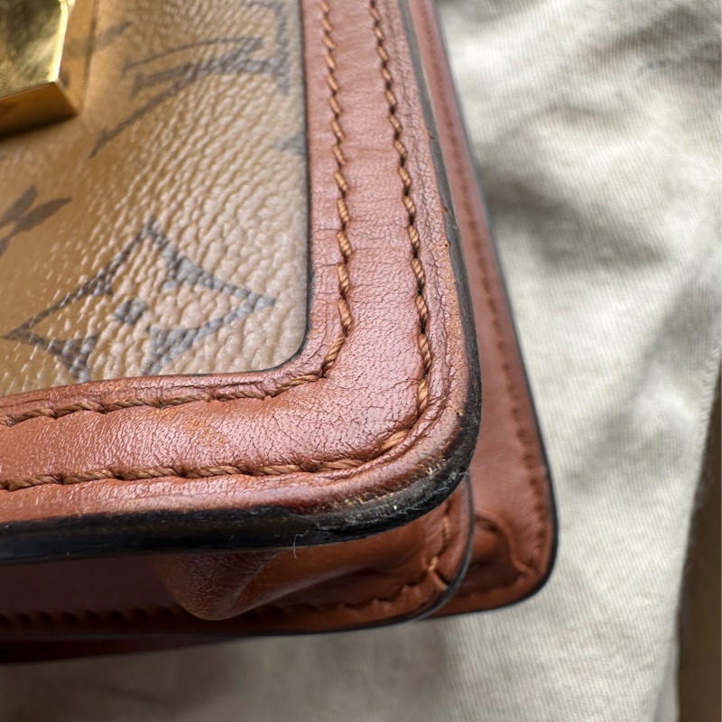 Louis Vuitton 達芙妮DAUPHINE mini 口蓋包(揹帶可調整）-11