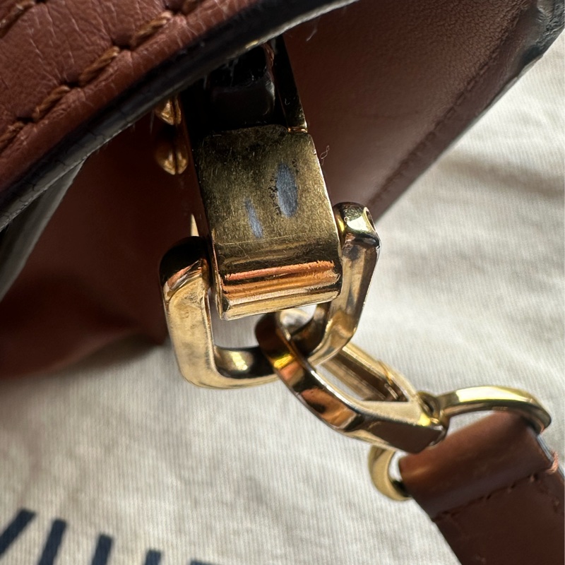 Louis Vuitton 達芙妮DAUPHINE mini 口蓋包(揹帶可調整）-14