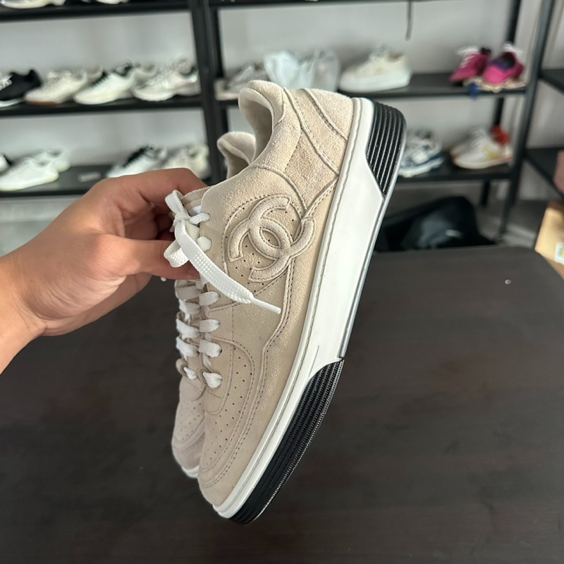 Chanel香奈兒 空軍雙c麂皮板鞋棕色 size：37-3