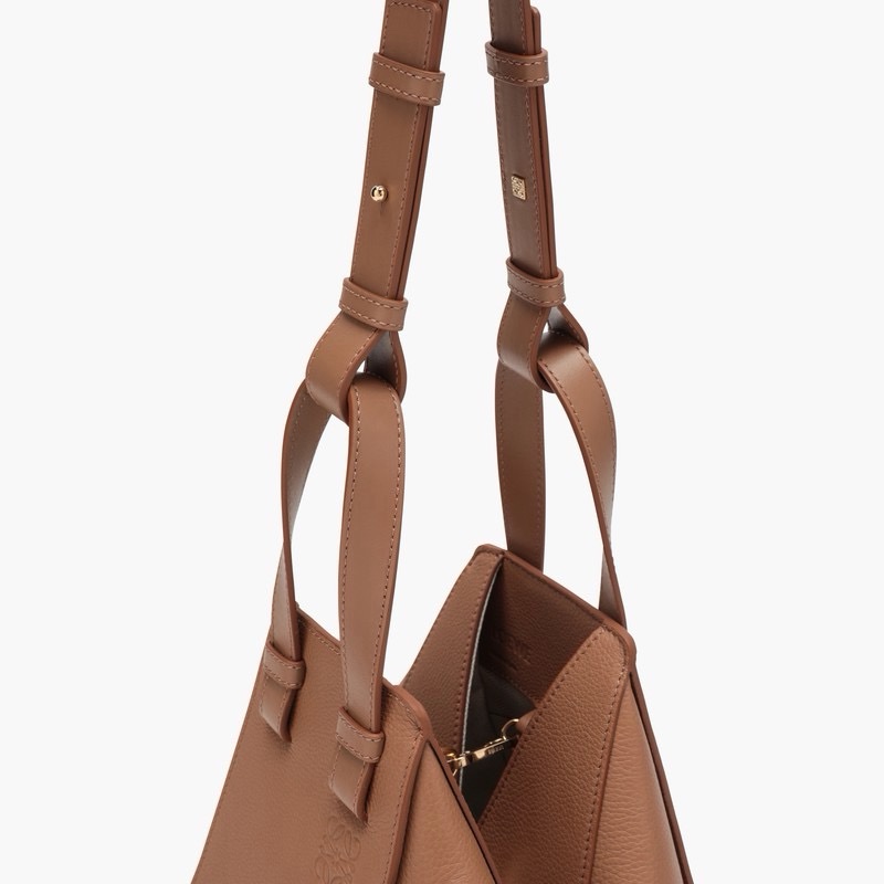 Loewe 女士 徽標單肩包均碼碼19.5cm*14.4cm*20.8cm-1
