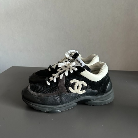 Chanel黑白熊貓雙c運動鞋 size：41 碼