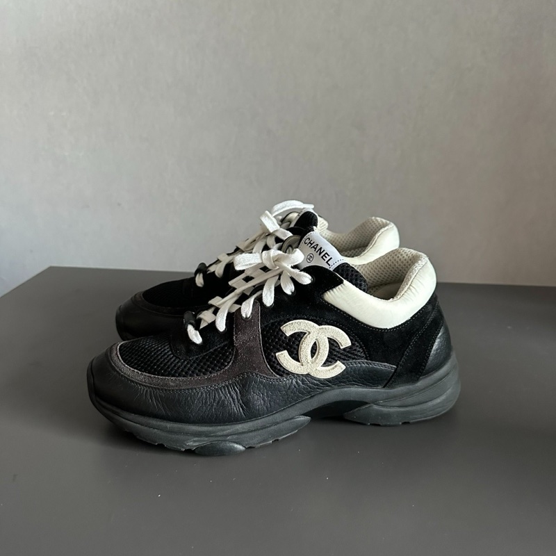 Chanel黑白熊貓雙c運動鞋 size：41 碼-0