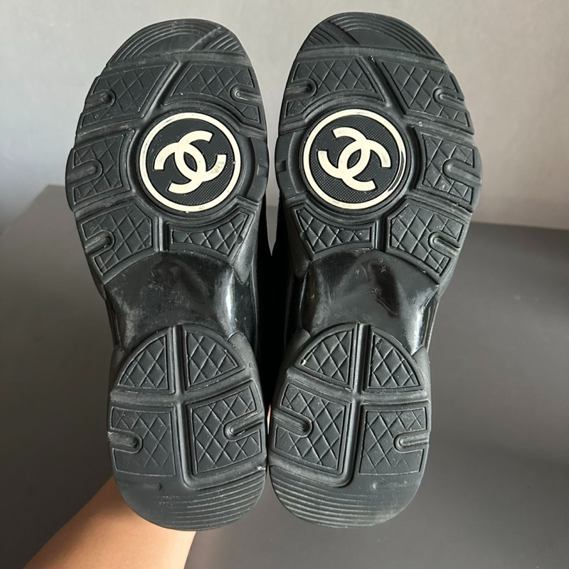 Chanel黑白熊貓雙c運動鞋 size：41 碼-7