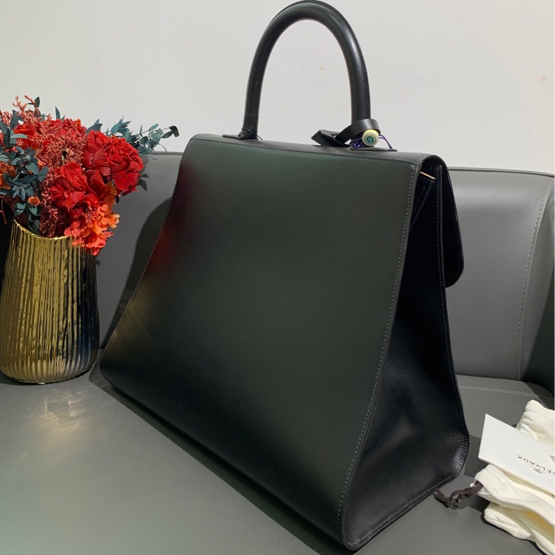 德爾沃brilliant 黑色字母塗鴉中號手提單肩斜挎包-1