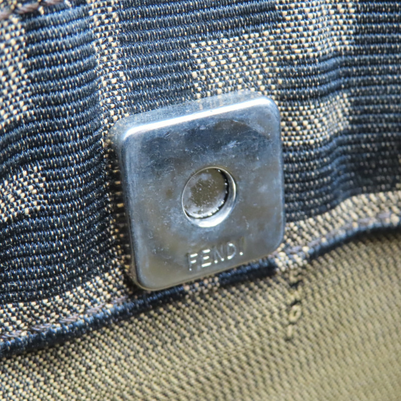 棕色 Zucca帆布 肩背包【FENDI 芬迪】 0915885992-15