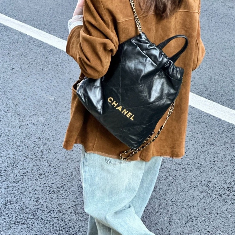 Chanel 22Bag黑金抽繩後背包芯片款小號30*33*8 cm 98新配件塵袋-0