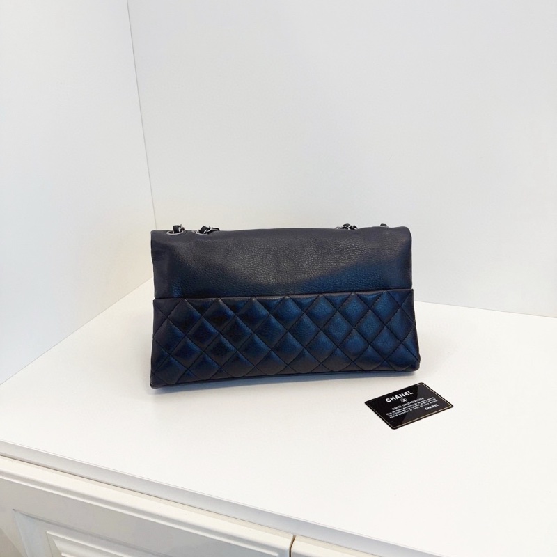 Chanel 全黑soblack Pharrell翻蓋大信封鏈條包 32*18*10  98新保卡塵袋-5