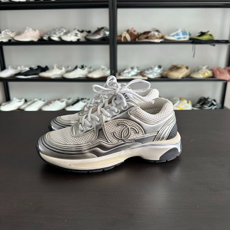 Chanel香奈兒銀角大王雙c運動鞋 37碼 98新-0