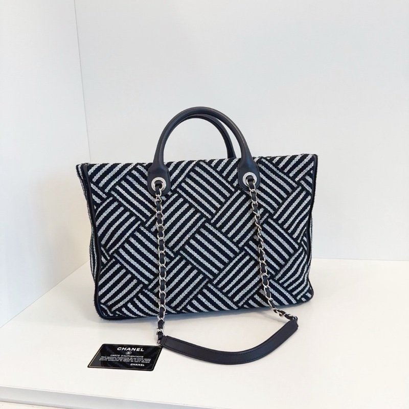 Chanel黑白條紋拼接菱格  2way鏈條托特包 沙灘包 33*24*12  98新配件保卡塵袋-7