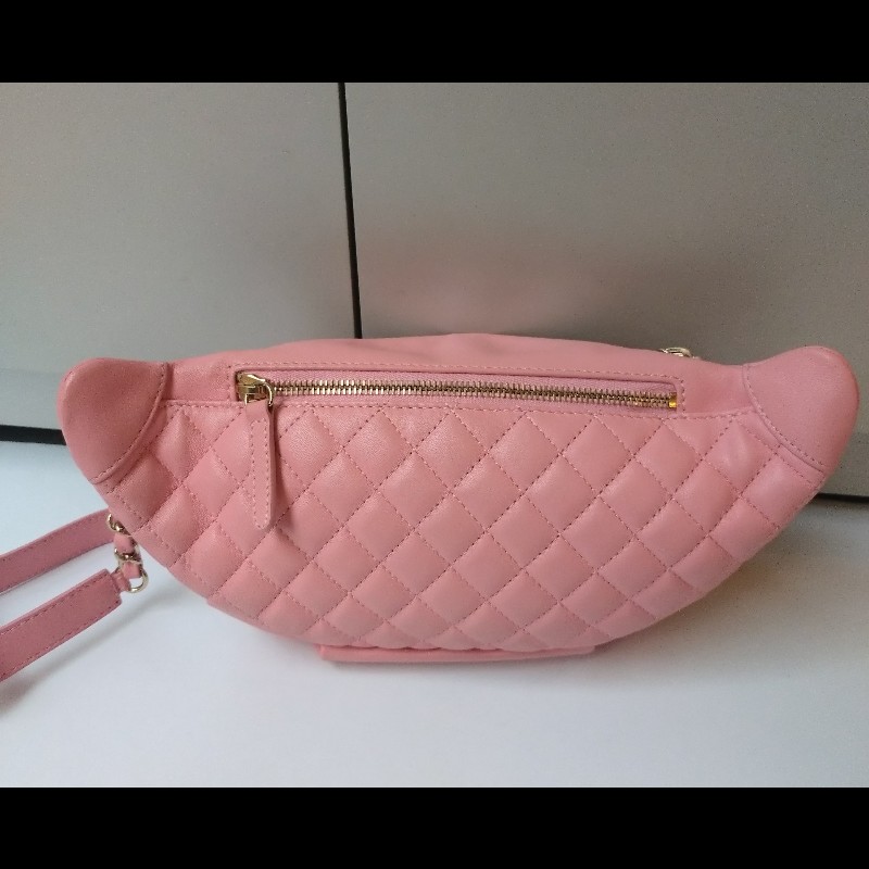 Chanel 粉色皮菱格腰包/胸口包-1