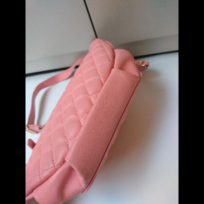 Chanel 粉色皮菱格腰包/胸口包-13