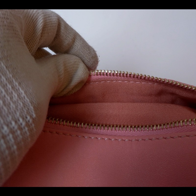 Chanel 粉色皮菱格腰包/胸口包-18