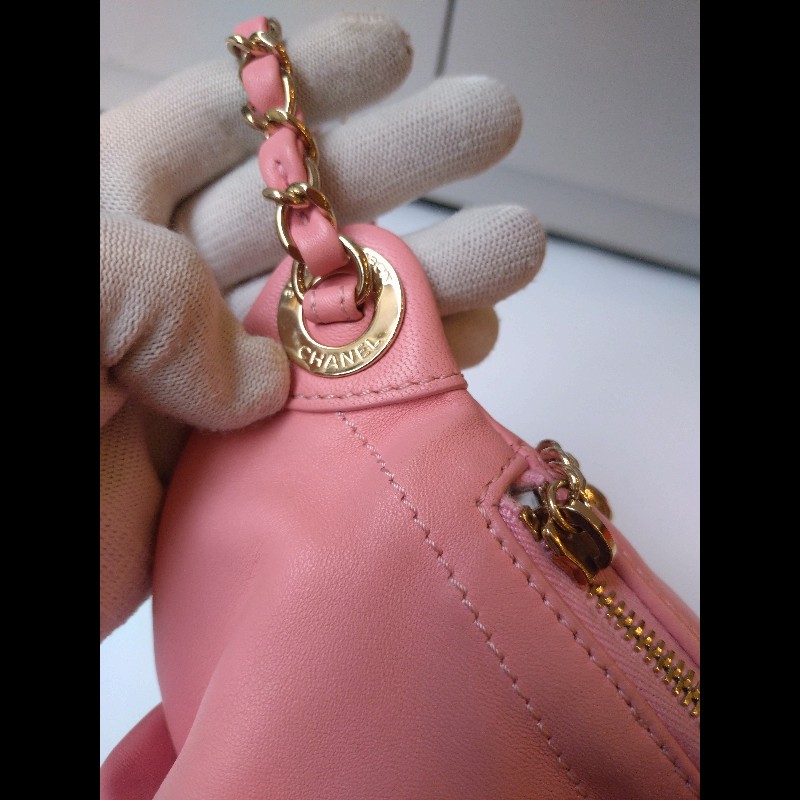 Chanel 粉色皮菱格腰包/胸口包-25