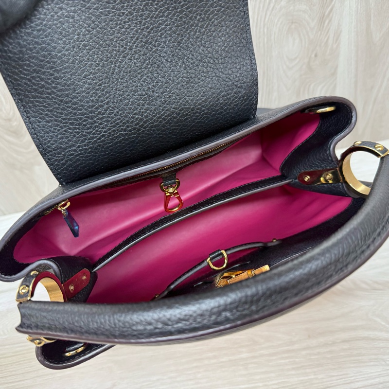 LV黑牛皮capucines MM/M42259-6