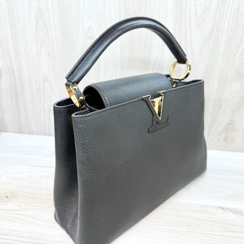 LV黑牛皮capucines MM/M42259-11