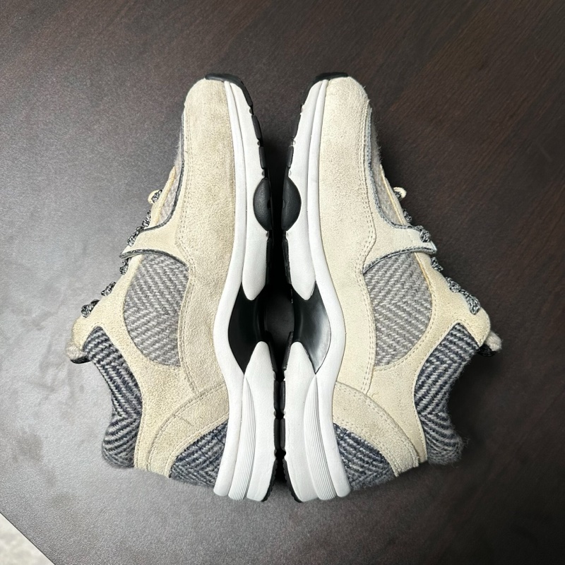 Chanel香奈兒毛呢徽標熊貓運動鞋 白灰色 36碼-2