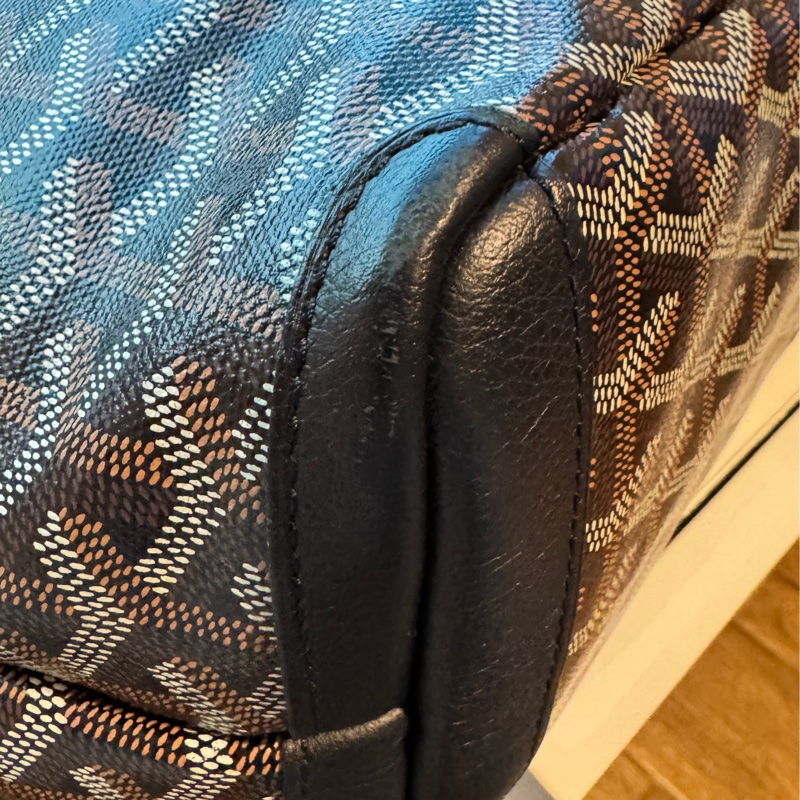 Goyard PM Artois tote bag with zip; Black color-15