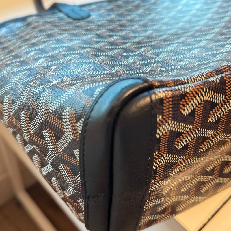 Goyard PM Artois tote bag with zip; Black color-16
