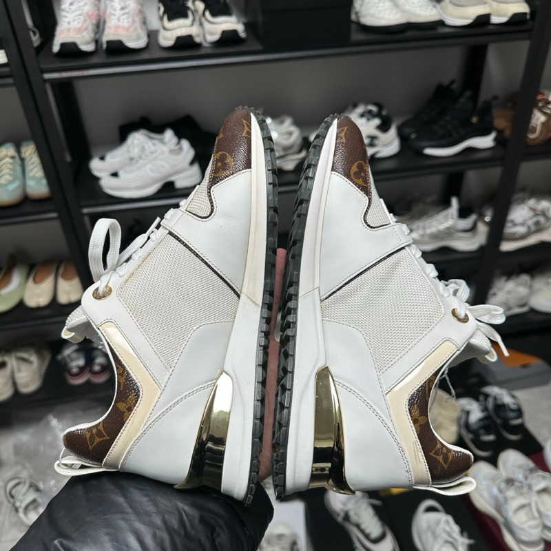 LV/路易威登 Runaway白棕老花 增高運動鞋 37.5碼-4