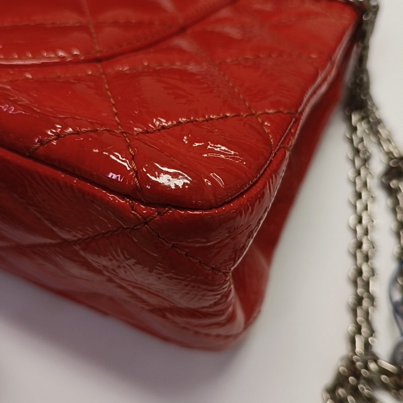 CHANEL 2.55紅色漆皮菱格紋絎縫單肩包斜挎包銀色五金14開-12