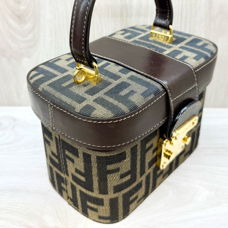 Fendi緹花布雙F手提化妝箱-12