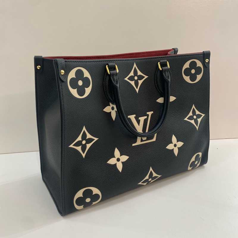 Louis Vuitton路易威登 Onthego中號黑白花芯片款手提單肩包，尺寸35*27-0