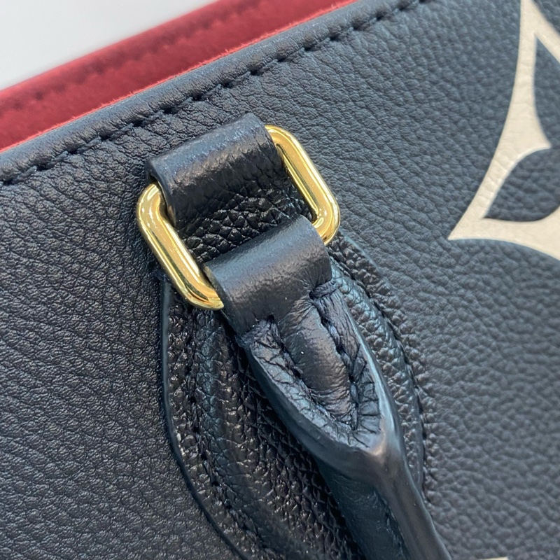 Louis Vuitton路易威登 Onthego中號黑白花芯片款手提單肩包，尺寸35*27-9