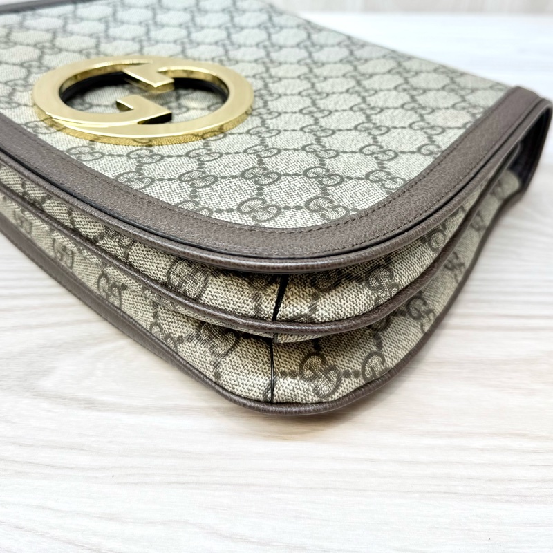 Gucci咖啡GG Blondie中型側背包699210-12