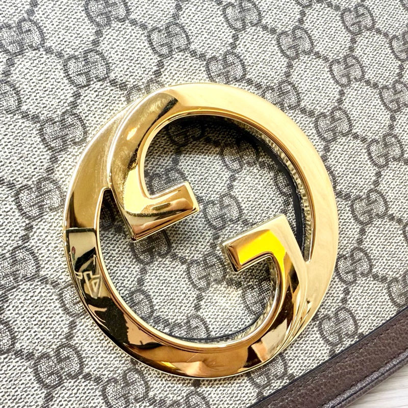 Gucci咖啡GG Blondie中型側背包699210-14