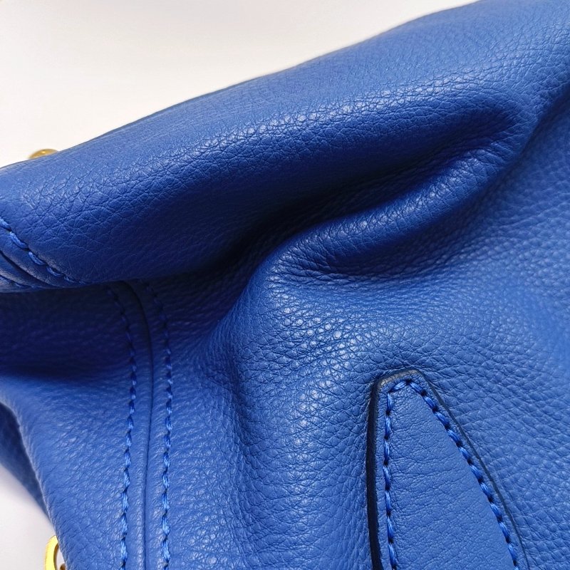 Miu Miu托特包藍色牛皮單肩包手提包斜挎包金色五金可拆卸肩帶-10