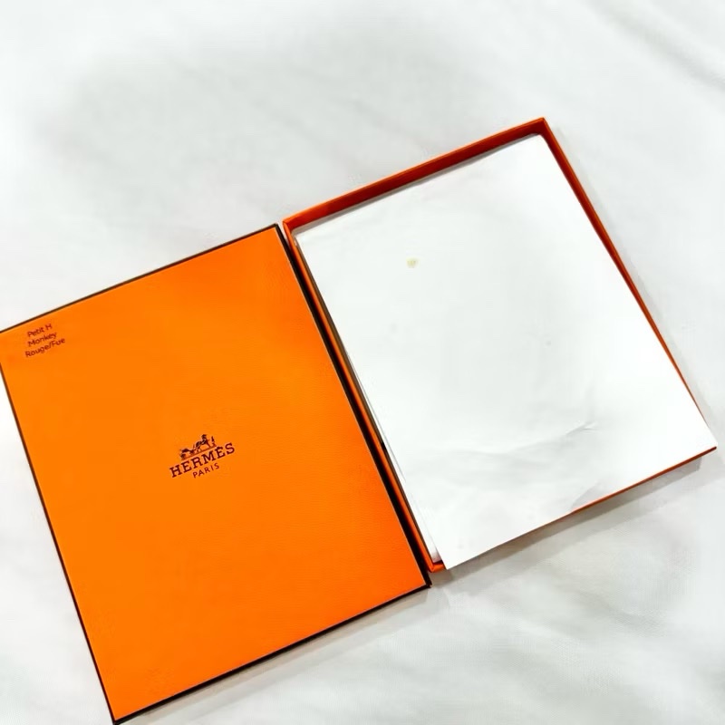 Hermès愛馬仕 petit H 吊飾 桃紅色/橘色 雙色猴子-0